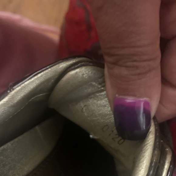 Louis Vuitton sneakers size 39 authentic - Picture 3 of 6